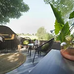 Bulles Odette&ginette Et Tiny House Suzette Au Guet Marais Etape Insolite