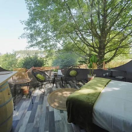 Bulles Odette & Ginette Et Tiny House Suzette 