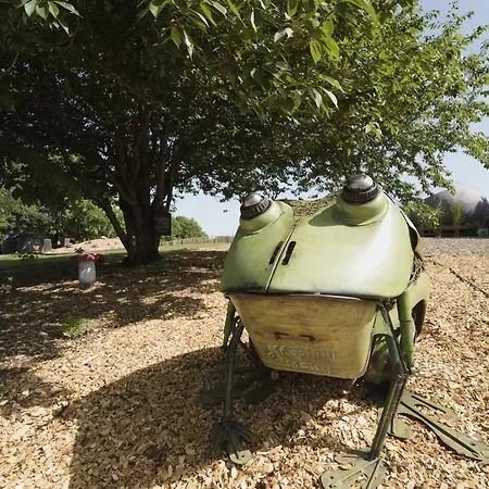 Bulles Odette & Ginette Et Tiny House Suzette 