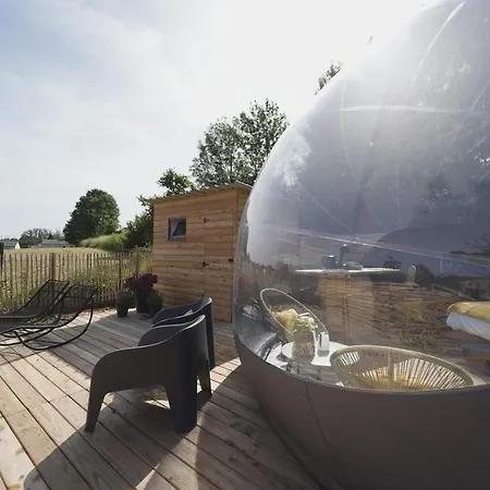 Bulles Odette & Ginette Et Tiny House Suzette 
