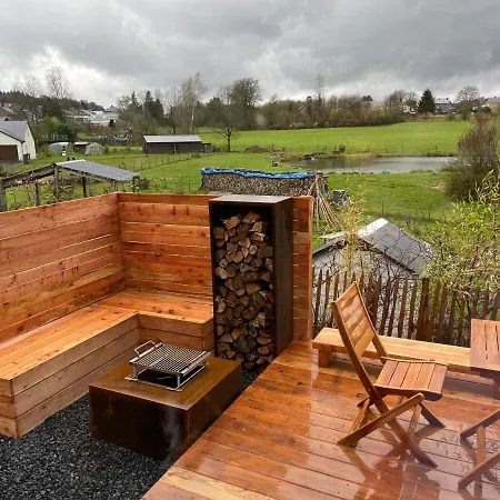 Bulles Odette & Ginette Et Tiny House Suzette 