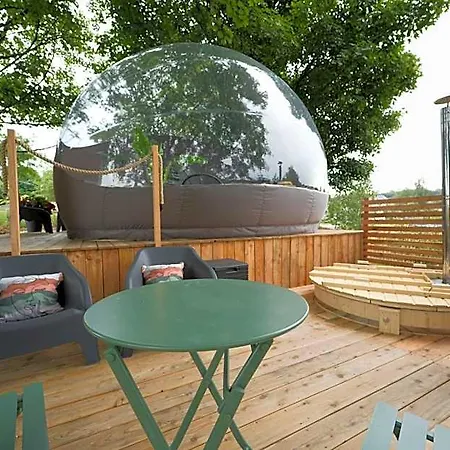 Bulles Odette & Ginette Et Tiny House Suzette 