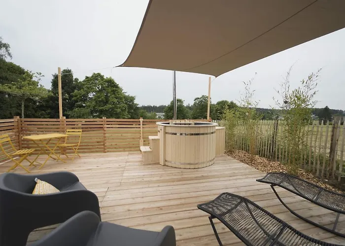 Bulles Odette & Ginette Et Tiny House Suzette 