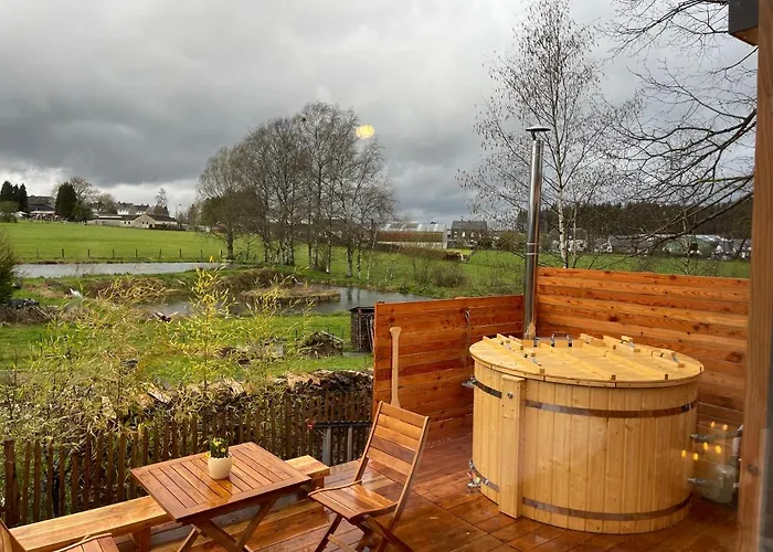 Bulles Odette & Ginette Et Tiny House Suzette 