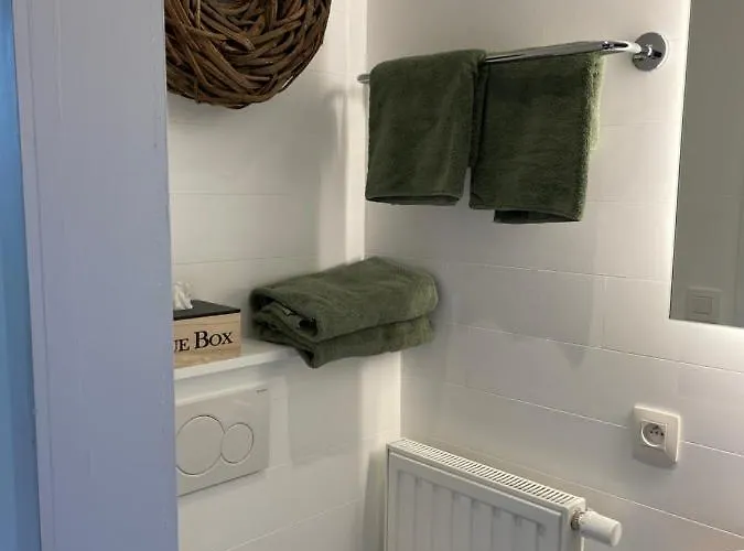 אכסניה Bulles Odette & Ginette Et Tiny House Suzette 